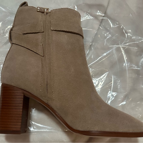Coach Tan Heeled Boots - Picture 7 of 9